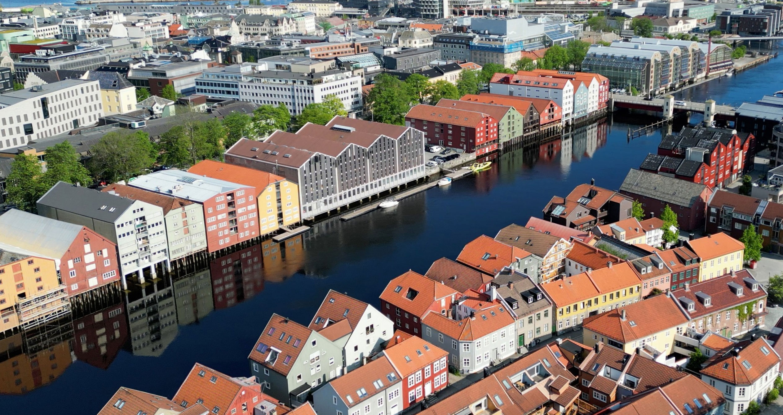 Flyfoto tatt over Trondheim sentrum