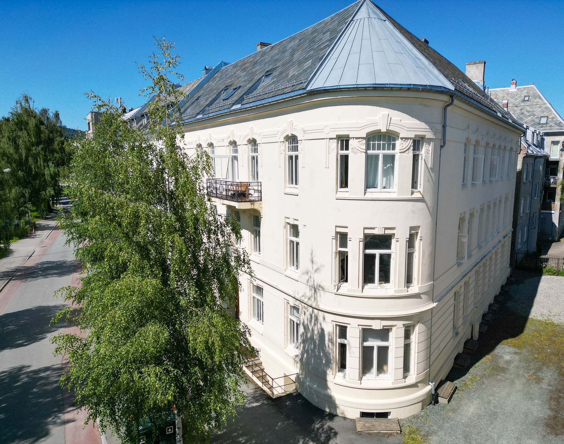 1 av 9: 